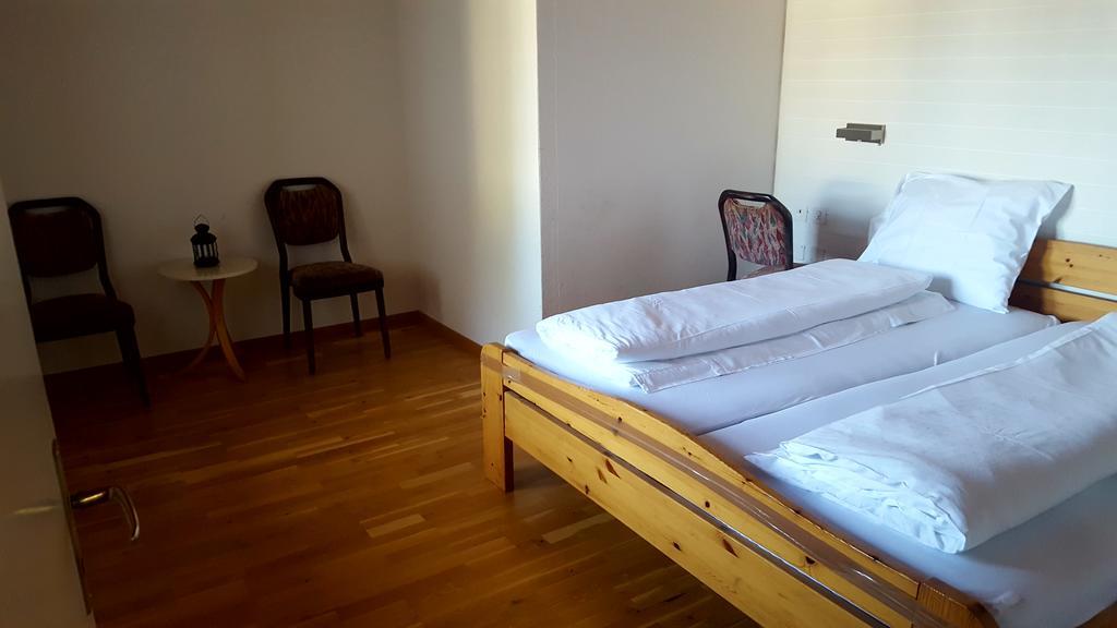 Guest House Bellerive Faulensee Extérieur photo